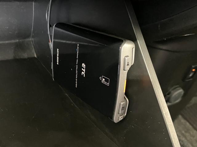 ワゴンＲハイブリッドＦＸ　ナビ／ＥＴＣ／ドラレコ純正ナビ　純正ＥＴＣ　純正前後ドライブレコーダー　バックカメラ　Ｂｌｕｅｔｏｏｔｈ接続　運転席シートヒーター　電動格納ミラー　キーレスエントリー　ハロゲンヘッドライト　取扱説明書　メンテナンスノート（香川県）の中古車