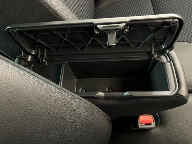 タントカスタムＸ　オーディオレス／アルミワンオーナー　オーディオレス　バックモニター対応カメラ　両側パワースライドドア　電動パーキングブレーキ　オートブレーキホールド　ＬＥＤヘッドランプ　運転席・助手席シートヒーター　ＵＳＢ入力端子（香川県）の中古車