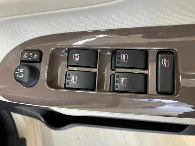 ムーヴキャンバスXホワイトアクセントリミテッドSAIII ナビ/ドラレコワンオーナー 純正ナビ 純正ETC 純正ドライブレコーダー パノラマモニター Bluetooth接続 両側パワースライドドア スマアシIII 運転席シートヒーター LEDヘッドバルブ 電動格納ミラー(香川県)の中古車