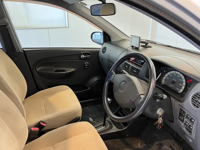 ミラLリミテッド CD/キーレスエントリーワンオーナー CD ハロゲンヘッドライト ポータブルナビ キーレスエントリー 電格ドアミラー メンテナンスノート(香川県)の中古車