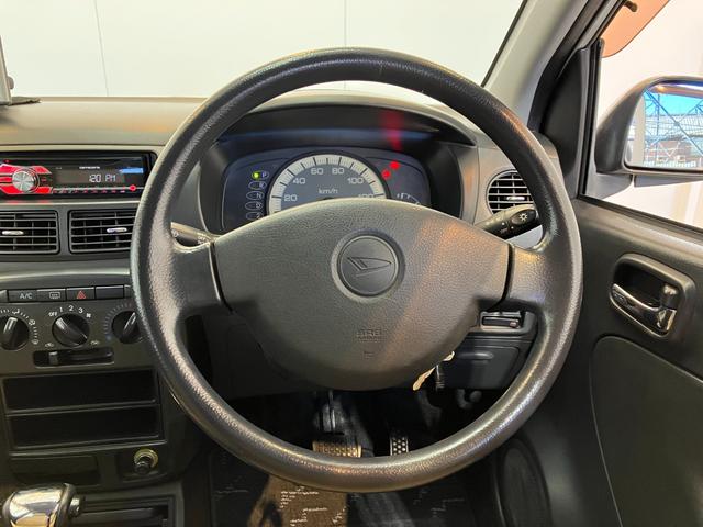 ミラLリミテッド CD/キーレスエントリーワンオーナー CD ハロゲンヘッドライト ポータブルナビ キーレスエントリー 電格ドアミラー メンテナンスノート(香川県)の中古車