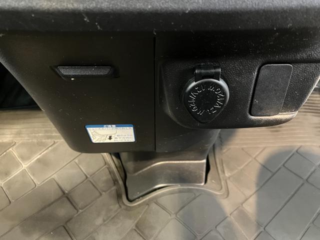 ハイゼットカーゴDX 4WD/ナビ/社外ドラレコ/Bluetooth接続ワンオーナー 4WD 純正ナビ 社外ドライブレコーダー バックモニター 両側スライドドア ハロゲンヘッドライト Bluetooth接続 キーレスエントリー アイドリングストップ 取扱説明書(香川県)の中古車