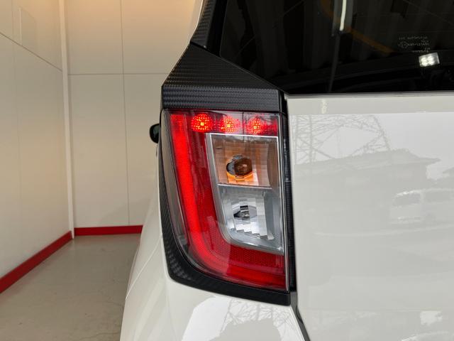 ミライースX SAIII オーディオレス/キーレスエントリーワンオーナー オーディオレス キーレスエントリー スマアシIII LEDヘッドランプ オートライト オートマチックハイビーム 電動格納ミラー シガーソケット 取扱説明書 メンテナンスノート(香川県)の中古車