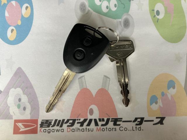 ミライースX SAIII オーディオレス/キーレスエントリーワンオーナー オーディオレス キーレスエントリー スマアシIII LEDヘッドランプ オートライト オートマチックハイビーム 電動格納ミラー シガーソケット 取扱説明書 メンテナンスノート(香川県)の中古車