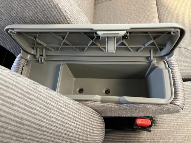 ムーヴＸアップグレードパック　オーディオレス／ＵＳＢ入力端子ワンオーナー　オーディオレス　バックモニター対応カメラ　左側パワースライドドア　ＬＥＤヘッドランプ　オートライト　オートマチックハイビーム　ＵＳＢ入力端子　スマートキー　取扱説明書　メンテナンスノート（香川県）の中古車