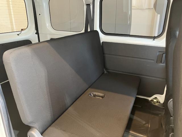 ハイゼットカーゴＤＸ　ＣＤレシーバー／キーレスエントリーワンオーナー　ＣＤレシーバー　両側スライドドア　ハロゲンヘッドライト　キーレスエントリー　アイドリングストップ　スマアシ　取扱説明書　メンテナンスノート（香川県）の中古車