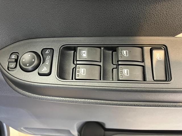 タントX オーディオレス/左側パワースライドドアワンオーナー オーディオレス バックモニター対応カメラ 左側パワースライドドア 運転席・助手席シートヒーター LEDヘッドランプ USB入力端子 スマートキー 取扱説明書 メンテナンスノート(香川県)の中古車