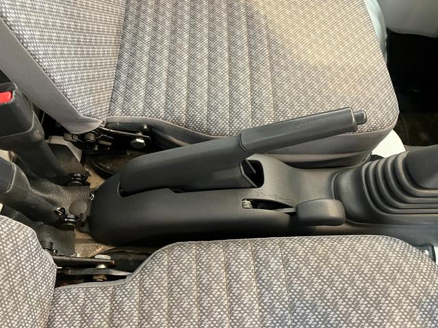 ハイゼットトラック農用スペシャル　４ＷＤ／ＭＴ／社外ＵＳＢチューナーワンオーナー　４ＷＤ　ＭＴ　社外ＵＳＢチューナー　作業灯　ハロゲンヘッドライト　取扱説明書　メンテナンスノート（香川県）の中古車