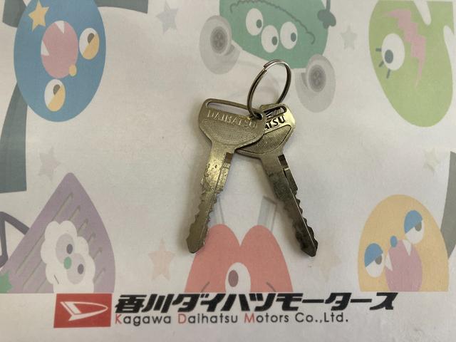 ハイゼットトラック農用スペシャル　４ＷＤ／ＭＴ／社外ＵＳＢチューナーワンオーナー　４ＷＤ　ＭＴ　社外ＵＳＢチューナー　作業灯　ハロゲンヘッドライト　取扱説明書　メンテナンスノート（香川県）の中古車