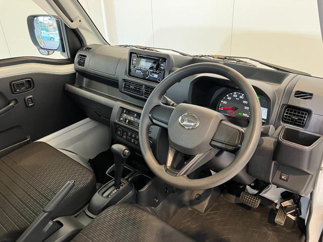 ハイゼットトラックＥＸＴ　４ＷＤ／ＣＤチューナー／作業灯ワンオーナー　４ＷＤ　純正ＣＤチューナー　作業灯　スマアシ　電動格納ミラー　ハロゲンヘッドライト　スマートキー　取扱説明書　メンテナンスノート（香川県）の中古車