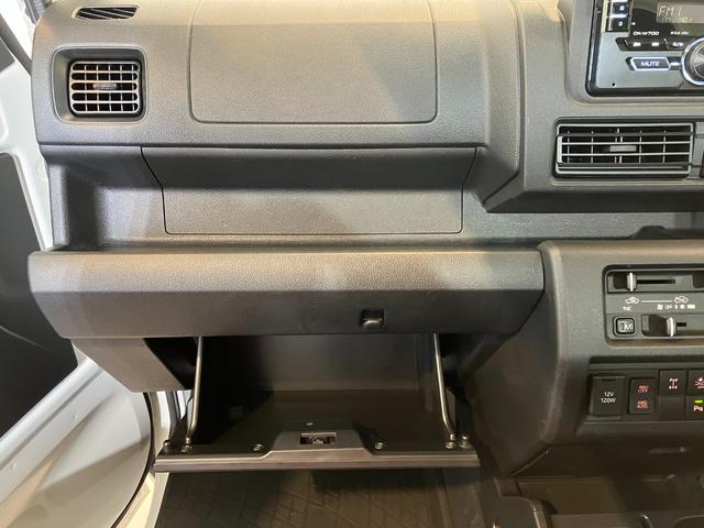 ハイゼットトラックＥＸＴ　４ＷＤ／ＣＤチューナー／作業灯ワンオーナー　４ＷＤ　純正ＣＤチューナー　作業灯　スマアシ　電動格納ミラー　ハロゲンヘッドライト　スマートキー　取扱説明書　メンテナンスノート（香川県）の中古車