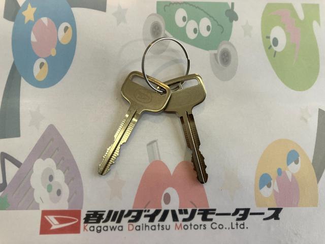 ハイゼットトラックスタンダード AM/FMラジオ/スマアシワンオーナー AM/FMラジオ スマアシ ハロゲンヘッドライト オートライト オートマチックハイビーム 取扱説明書 メンテナンスノート(香川県)の中古車