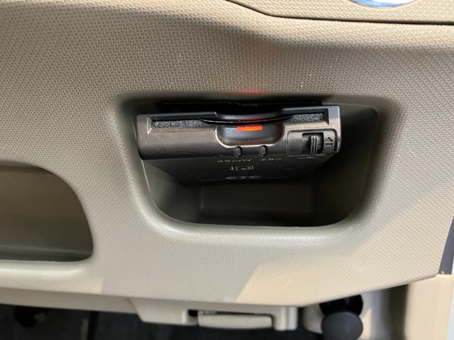 ムーヴＸリミテッド　ナビ／ＥＴＣ／アルミワンオーナー　純正ナビ　純正ＥＴＣ　バックモニター　ハロゲンヘッドライト　電動格納ミラー　純正１４インチアルミホイール　スマートキー　取扱説明書　メンテナンスノート（香川県）の中古車