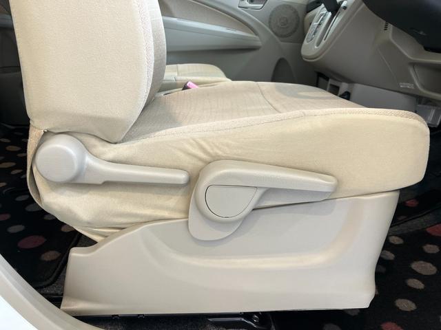 ムーヴＸリミテッド　ナビ／ＥＴＣ／アルミワンオーナー　純正ナビ　純正ＥＴＣ　バックモニター　ハロゲンヘッドライト　電動格納ミラー　純正１４インチアルミホイール　スマートキー　取扱説明書　メンテナンスノート（香川県）の中古車