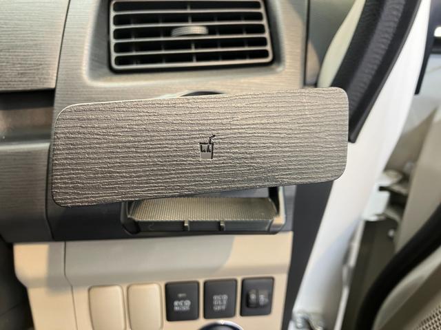 ムーヴＸリミテッド　ナビ／ＥＴＣ／アルミワンオーナー　純正ナビ　純正ＥＴＣ　バックモニター　ハロゲンヘッドライト　電動格納ミラー　純正１４インチアルミホイール　スマートキー　取扱説明書　メンテナンスノート（香川県）の中古車