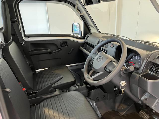 ハイゼットトラックスタンダード　ＡＭ／ＦＭラジオ／スマアシワンオーナー　ＡＭ／ＦＭラジオ　スマアシ　ハロゲンヘッドライト　オートライト　オートマチックハイビーム　取扱説明書　メンテナンスノート（香川県）の中古車