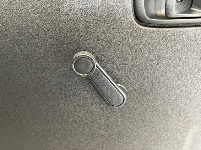 ハイゼットトラックスタンダード　ＡＭ／ＦＭラジオ／スマアシワンオーナー　ＡＭ／ＦＭラジオ　スマアシ　ハロゲンヘッドライト　オートライト　オートマチックハイビーム　取扱説明書　メンテナンスノート（香川県）の中古車