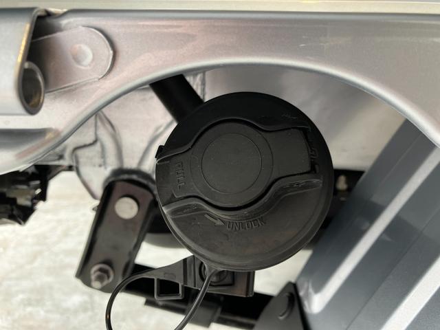 ハイゼットトラックスタンダード　ＡＭ／ＦＭラジオ／スマアシワンオーナー　ＡＭ／ＦＭラジオ　スマアシ　ハロゲンヘッドライト　オートライト　オートマチックハイビーム　取扱説明書　メンテナンスノート（香川県）の中古車