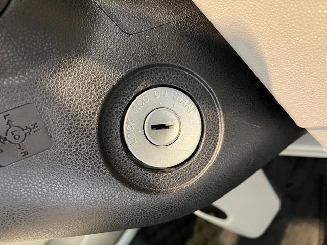 ムーヴＬ　ＳＡIII　ナビ／ＥＴＣ／キーレスエントリーワンオーナー　純正ナビ　純正ＥＴＣ　バックモニター　キーレスエントリー　スマアシＩＩＩ　ハロゲンヘッドライト　電動格納ミラー　取扱説明書　メンテナンスノート（香川県）の中古車