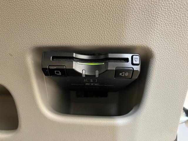 ムーヴＬ　ＳＡIII　ナビ／ＥＴＣ／キーレスエントリー純正ナビ　純正ＥＴＣ　バックモニター　キーレスエントリー　スマアシＩＩＩ　電動格納ミラー　ハロゲンヘッドライト　オートライト　オートマチックハイビーム　取扱説明書　メンテナンスノート（香川県）の中古車