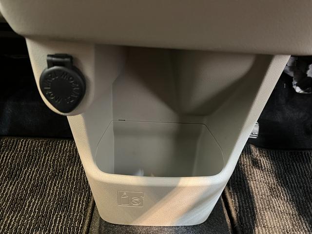 ムーヴＬ　ＳＡIII　ナビ／ＥＴＣ／キーレスエントリー純正ナビ　純正ＥＴＣ　バックモニター　キーレスエントリー　スマアシＩＩＩ　電動格納ミラー　ハロゲンヘッドライト　オートライト　オートマチックハイビーム　取扱説明書　メンテナンスノート（香川県）の中古車