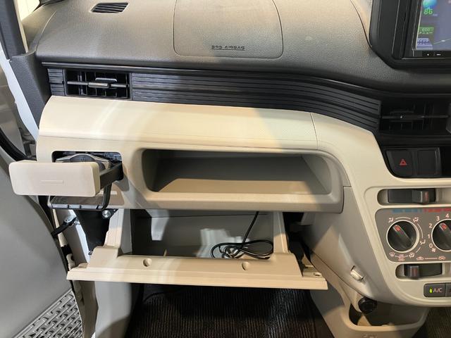 ムーヴＬ　ＳＡIII　ナビ／ＥＴＣ／キーレスエントリー純正ナビ　純正ＥＴＣ　バックモニター　キーレスエントリー　スマアシＩＩＩ　電動格納ミラー　ハロゲンヘッドライト　オートライト　オートマチックハイビーム　取扱説明書　メンテナンスノート（香川県）の中古車