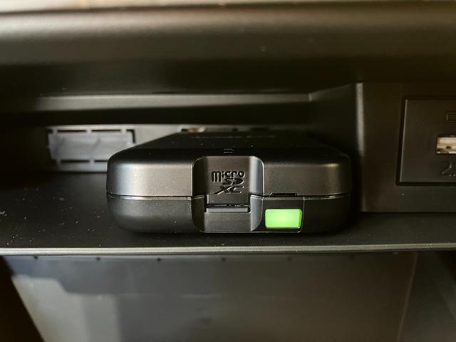 タフトＧクロムベンチャーｅｃｏＩＤＬＥ非装着車　ナビ／ドラレコワンオーナー　純正ナビ　純正ドライブレコーダー　バックモニター　アダプティブクルーズコントロール　Ｂｌｕｅｔｏｏｔｈ接続　運転席・助手席シートヒーター　純正１５インチアルミホイール　ＵＳＢ入力端子（香川県）の中古車