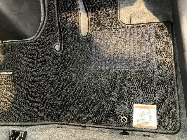 ワゴンＲハイブリッドＦＸ　セーフティーサポート付きハイブリッド　ＣＤ　セーフティーサポート付き　ハロゲンヘッドライト　電動格納ミラー　運転席シートヒーター　スマートキー　アイドリングストップ　スタッドレスタイヤ　取扱説明書　メンテナンスノート（香川県）の中古車