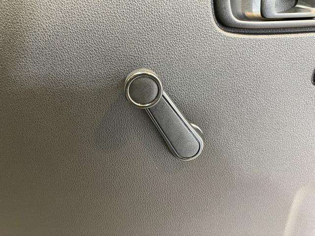 ハイゼットトラックスタンダード　ＡＭ／ＦＭラジオ／スマアシワンオーナー　ＡＭ／ＦＭラジオ　スマアシ　ハロゲンヘッドライト　オートライト　オートマチックハイビーム　取扱説明書　メンテナンスノート（香川県）の中古車