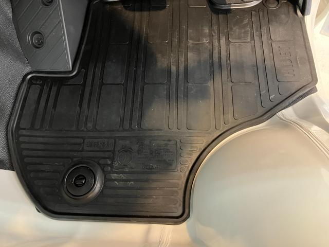 ハイゼットトラックスタンダード　ＡＭ／ＦＭラジオ／スマアシワンオーナー　ＡＭ／ＦＭラジオ　スマアシ　ハロゲンヘッドライト　オートライト　オートマチックハイビーム　取扱説明書　メンテナンスノート（香川県）の中古車