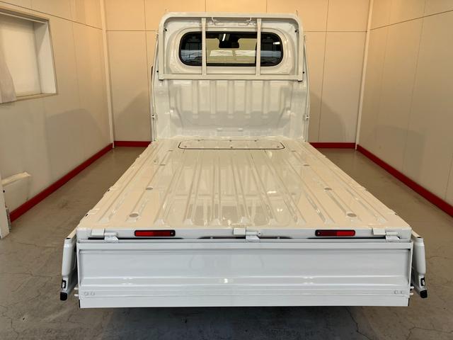 ハイゼットトラックスタンダード　ＡＭ／ＦＭラジオ／スマアシワンオーナー　ＡＭ／ＦＭラジオ　スマアシ　ハロゲンヘッドライト　オートライト　オートマチックハイビーム　取扱説明書　メンテナンスノート（香川県）の中古車