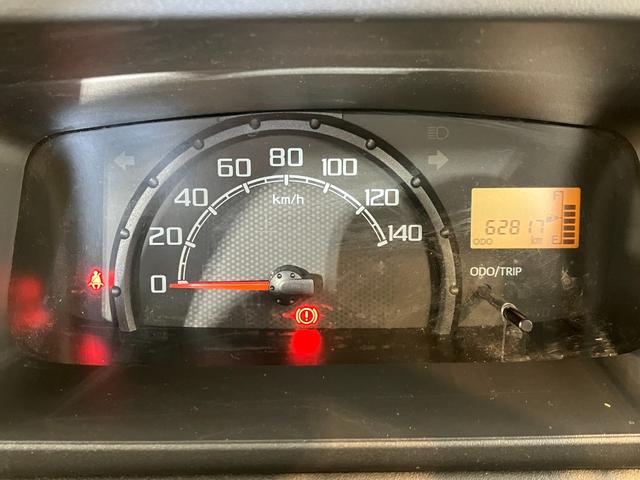 ハイゼットトラックスタンダード　４ＷＤ／ＭＴワンオーナー　４ＷＤ　ＭＴ　ＡＭ／ＦＭラジオ　ハロゲンヘッドライト　荷台マット　取扱説明書　メンテナンスノート（香川県）の中古車