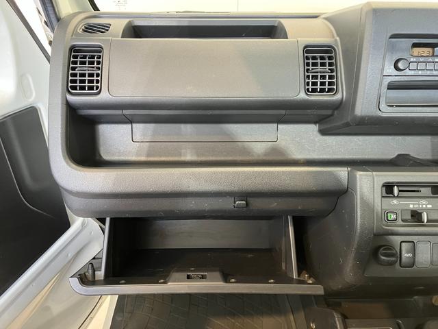 ハイゼットトラックスタンダード　４ＷＤ／ＭＴワンオーナー　４ＷＤ　ＭＴ　ＡＭ／ＦＭラジオ　ハロゲンヘッドライト　荷台マット　取扱説明書　メンテナンスノート（香川県）の中古車