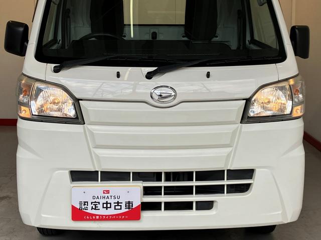 ハイゼットトラックスタンダード　４ＷＤ／ＭＴワンオーナー　４ＷＤ　ＭＴ　ＡＭ／ＦＭラジオ　ハロゲンヘッドライト　荷台マット　取扱説明書　メンテナンスノート（香川県）の中古車