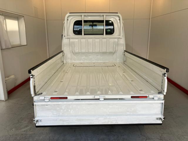 ハイゼットトラックスタンダード　４ＷＤ／ＭＴワンオーナー　４ＷＤ　ＭＴ　ＡＭ／ＦＭラジオ　ハロゲンヘッドライト　荷台マット　取扱説明書　メンテナンスノート（香川県）の中古車