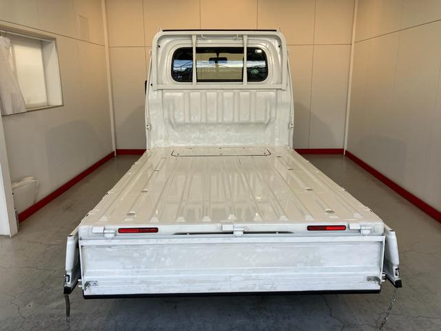 ハイゼットトラックスタンダード　４ＷＤ／ＭＴワンオーナー　４ＷＤ　ＭＴ　ＡＭ／ＦＭラジオ　ハロゲンヘッドライト　荷台マット　取扱説明書　メンテナンスノート（香川県）の中古車