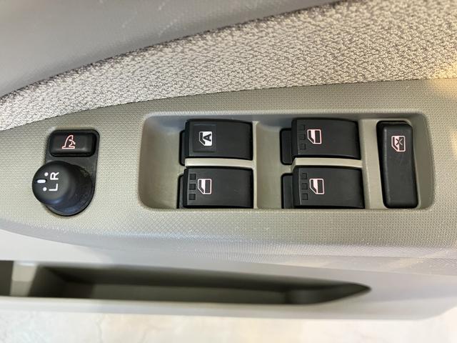 ステラＬ　ＣＤ／ＥＴＣ／キーレスエントリーワンオーナー　ＣＤ　純正ＥＴＣ　キーレスエントリー　電動格納ミラー　ハロゲンヘッドライト　取扱説明書　メンテナンスノート（香川県）の中古車