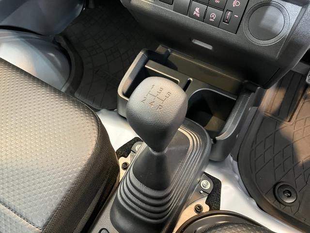 ハイゼットトラックスタンダード農用スペシャル　４ＷＤ／ＭＴ／作業灯ワンオーナー　４ＷＤ　ＭＴ　作業灯　ＡＭ／ＦＭラジオ　ハロゲンヘッドライト　オートライト　オートマチックハイビーム　スマアシ　取扱説明書　メンテナンスノート（香川県）の中古車