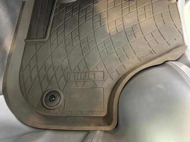 ハイゼットトラックスタンダード農用スペシャル　４ＷＤ／ＭＴ／作業灯ワンオーナー　４ＷＤ　ＭＴ　作業灯　ＡＭ／ＦＭラジオ　ハロゲンヘッドライト　オートライト　オートマチックハイビーム　スマアシ　取扱説明書　メンテナンスノート（香川県）の中古車