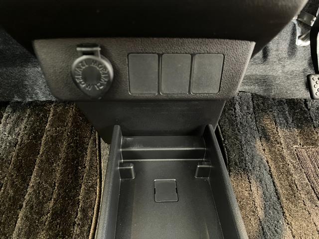 ミライースL SAIIICDチューナー/キーレスエントリーワンオーナー 純正CDチューナー キーレスエントリー スマアシIII ハロゲンヘッドライト オートライト オートマチックハイビーム シガーソケット 取扱説明書 メンテナンスノート(香川県)の中古車