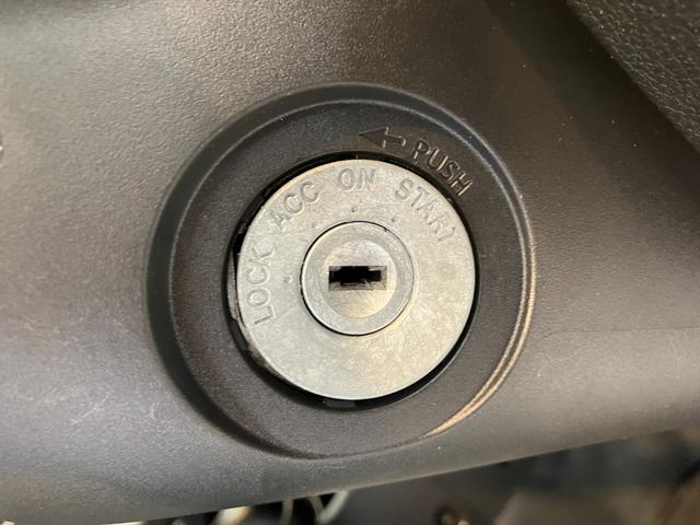 ハイゼットトラックスタンダード AM/FMラジオワンオーナー AM/FMラジオ ハロゲンヘッドライト オートライト オートマチックハイビーム 取扱説明書 メンテナンスノート(香川県)の中古車