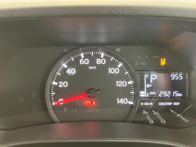 ハイゼットカーゴＤＸ　ＡＭ／ＦＭラジオ／キーレスエントリーワンオーナー　ＡＭ／ＦＭラジオ　スマアシ　両側スライドドア　キーレスエントリー　ハロゲンヘッドライト　オートライト　オートマチックハイビーム　取扱説明書　メンテナンスノート（香川県）の中古車