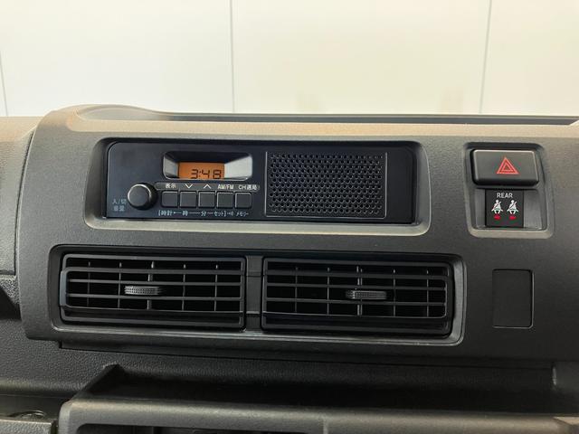 ハイゼットカーゴＤＸ　ＭＴ／ルーフキャリア−ワンオーナー　メーター交換車　ＭＴ　ＡＭ／ＦＭラジオ　両側スライドドア　ルーフキャリア−　キーレスエントリー　取扱説明書　メンテナンスノート（香川県）の中古車