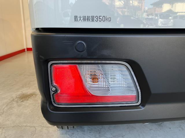 ハイゼットカーゴＤＸ　ＭＴ／ルーフキャリア−ワンオーナー　メーター交換車　ＭＴ　ＡＭ／ＦＭラジオ　両側スライドドア　ルーフキャリア−　キーレスエントリー　取扱説明書　メンテナンスノート（香川県）の中古車