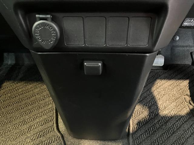 トールＧ　ＳＡII　ナビ／ＥＴＣ／ドラレコワンオーナー　純正ナビ　純正ＥＴＣ　純正ドライブレコーダー　バックモニター　アダプティブクルーズコントロール　Ｂｌｕｅｔｏｏｔｈ接続　両側パワースライドドア　電動格納ミラー　スマアシＩＩ　スマートキー（香川県）の中古車