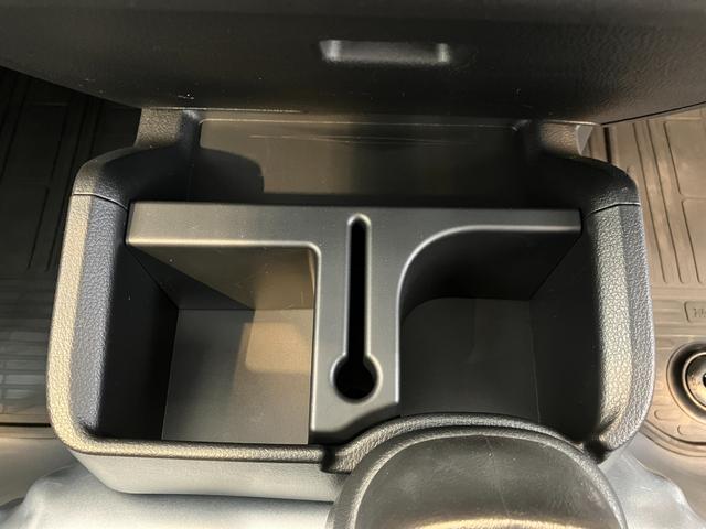 ハイゼットトラックスタンダード　ＭＴ／ＡＭ／ＦＭラジオワンオーナー　ＡＭ／ＦＭラジオ　ＭＴ　スマアシ　ハロゲンヘッドライト　オートライト　オートマチックハイビーム　ゴムマット　バイザー　取扱説明書　メンテナンスノート（香川県）の中古車