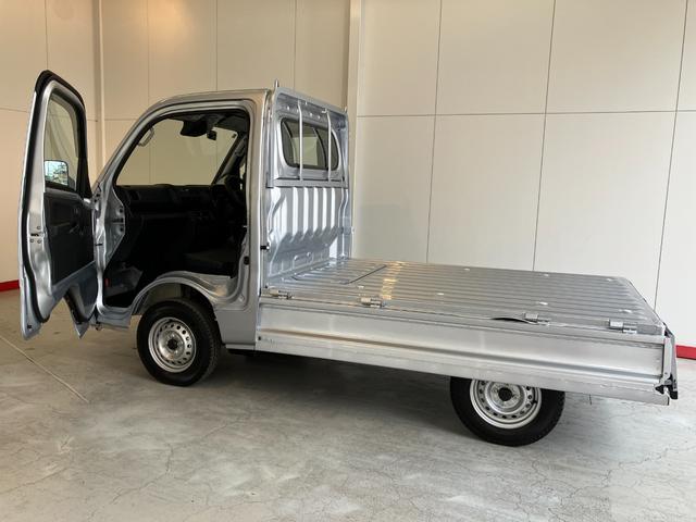 ハイゼットトラックスタンダード　ＭＴ／ＡＭ／ＦＭラジオワンオーナー　ＡＭ／ＦＭラジオ　ＭＴ　スマアシ　ハロゲンヘッドライト　オートライト　オートマチックハイビーム　ゴムマット　バイザー　取扱説明書　メンテナンスノート（香川県）の中古車