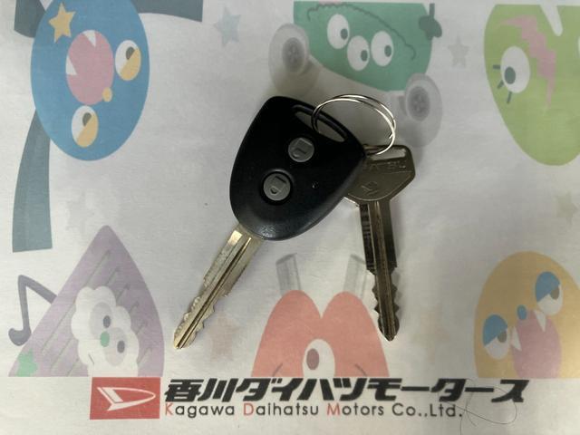 ミラココアココアＬ　社外ナビ／社外前後ドラレコ社外ナビ　社外前後ドライブレコーダー　Ｂｌｕｅｔｏｏｔｈ接続　社外ＬＥＤヘッドバルブ　電動格納ミラー　キーレスエントリー　アイドリングストップ　取扱説明書　メンテナンスノート（香川県）の中古車