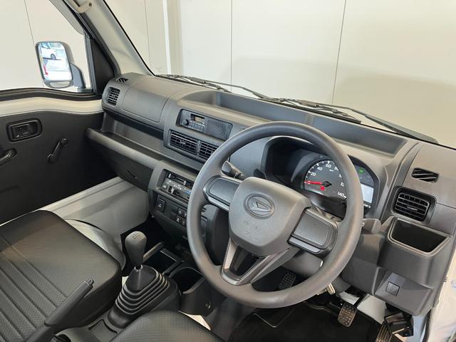 ハイゼットトラックスタンダード　ＭＴ／ＡＭ／ＦＭラジオワンオーナー　ＭＴ　ＡＭ／ＦＭラジオ　ハロゲンヘッドライト　オートライト　オートマチックハイビーム　取扱説明書　メンテナンスノート（香川県）の中古車