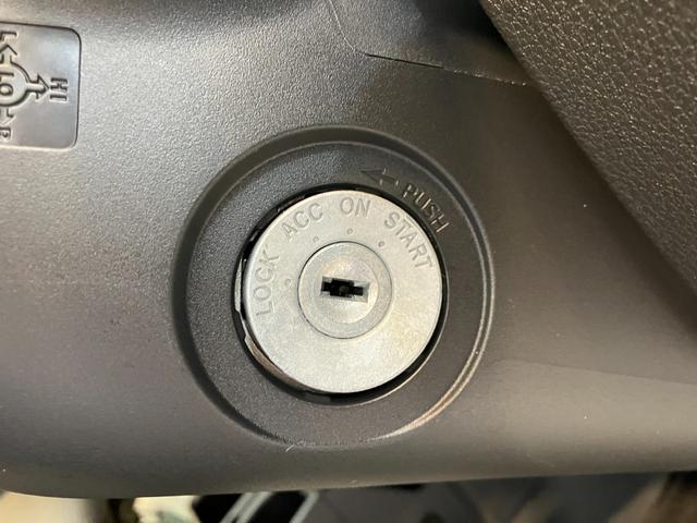 ハイゼットトラックスタンダード　ＭＴ／ＡＭ／ＦＭラジオワンオーナー　ＭＴ　ＡＭ／ＦＭラジオ　ハロゲンヘッドライト　ラバーマット　バイザー　スマアシ　取扱説明書　メンテナンスノート（香川県）の中古車